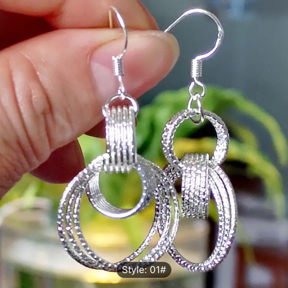 Multi-ring Design Silvery Hook Earrings Elegant Jewelry Silver Plated Material